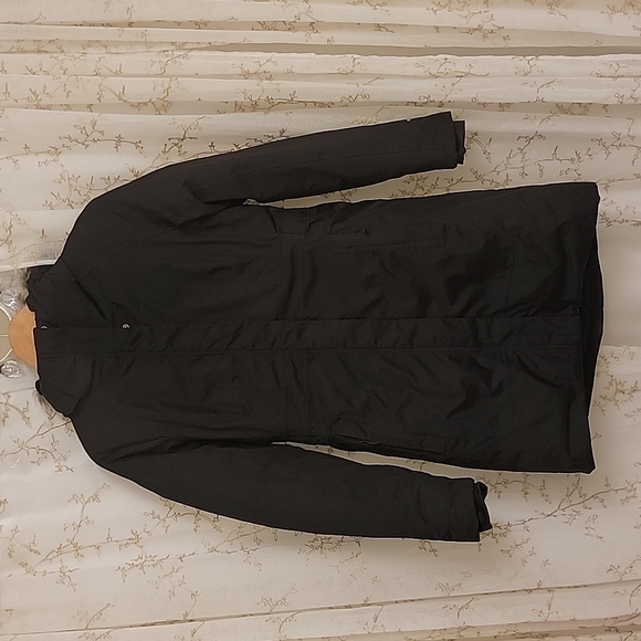 The North Face | Artic Dry Vent 550 Down Parka With Faux Fur Trim - Picture 3 of 15